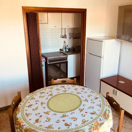La Baia Di Lori Apartment *